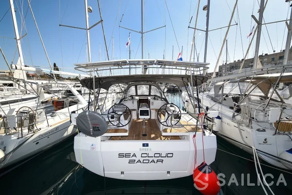 Bavaria C38 - Yacht Charter Sailica