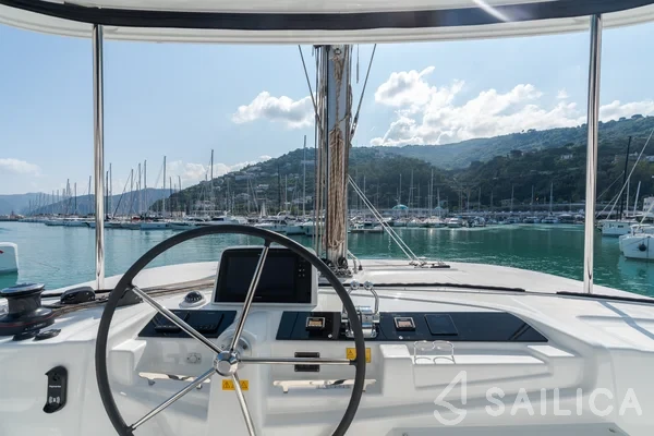 Lagoon 46  - Yacht Charter Sailica