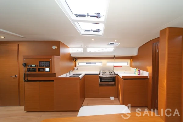 Sun Odyssey 490 - Yacht Charter Sailica