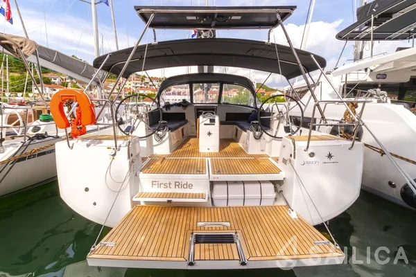 Sun Odyssey 490 - Yacht Charter Sailica