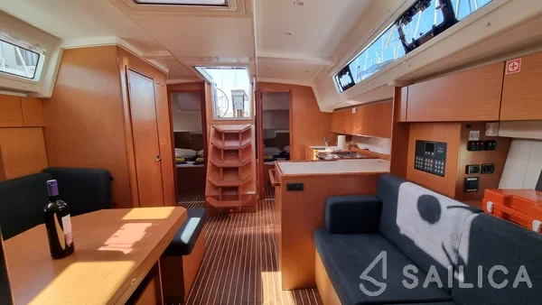Bavaria C42 - Yacht Charter Sailica