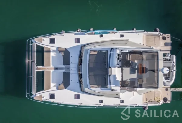 Nautitech 47 Power - Yacht Charter Sailica