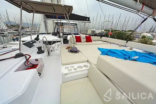 Bali Catspace - Yacht Charter Sailica