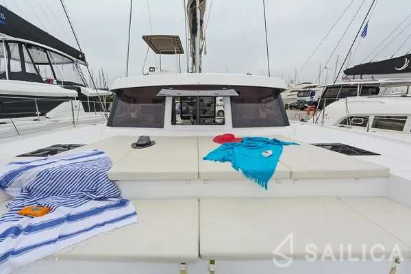 Bali Catspace - Yacht Charter Sailica