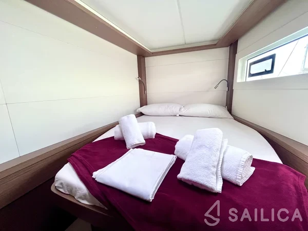Lagoon 46  - Yacht Charter Sailica