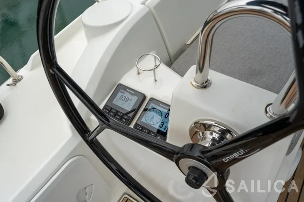 Oceanis 34.1 - Yacht Charter Sailica