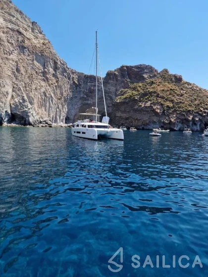 Dufour 48 - Yacht Charter Sailica