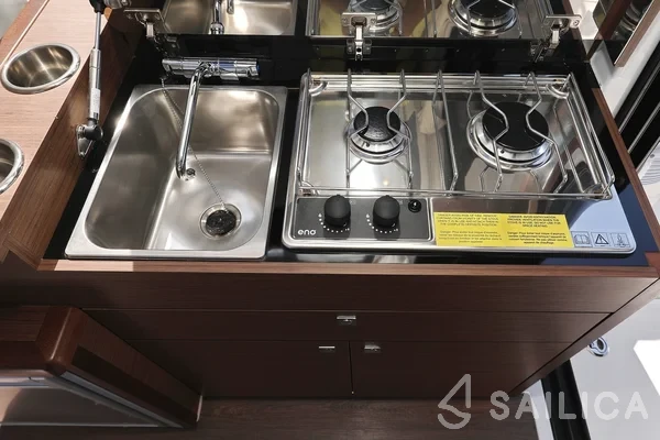 Merry Fisher 895 - Yacht Charter Sailica