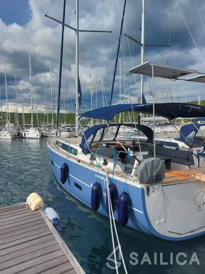 D&D Kufner 50 - Yacht Charter Sailica