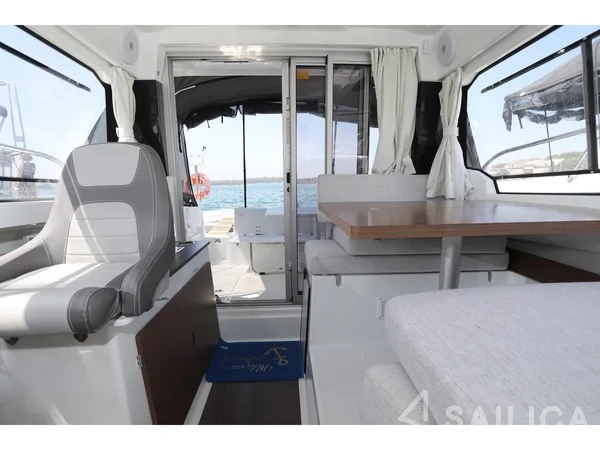 Merry Fisher 795 - Yacht Charter Sailica