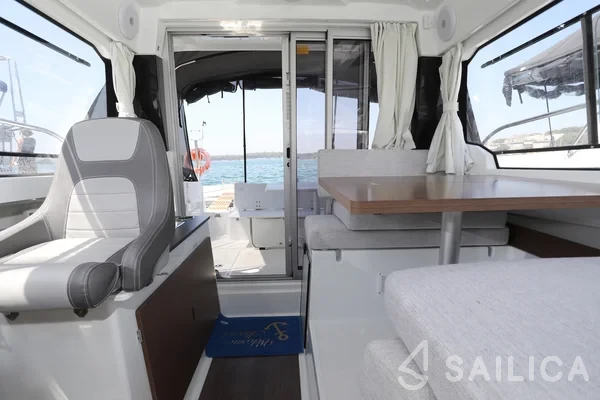 Merry Fisher 795 - Yacht Charter Sailica