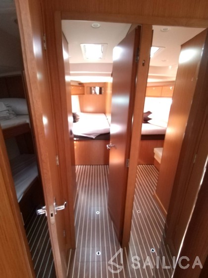 Bavaria 51 Cruiser - Yacht Charter Sailica
