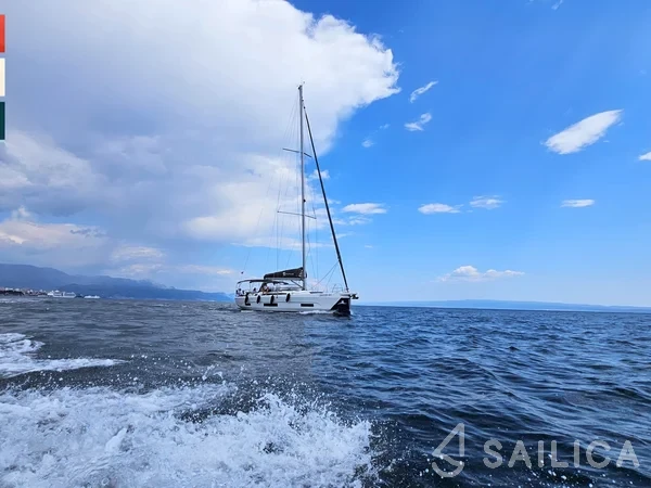 Dufour 470 - Yacht Charter Sailica