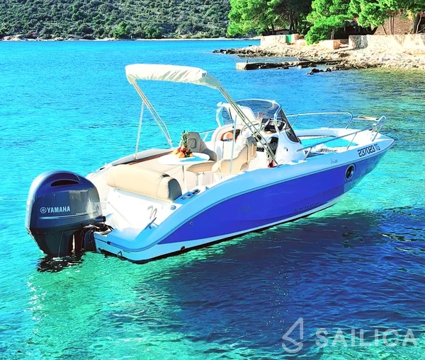 Key Largo 20 - Yacht Charter Sailica