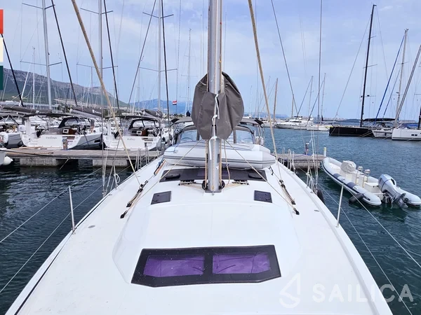 Dufour 470 - Yacht Charter Sailica