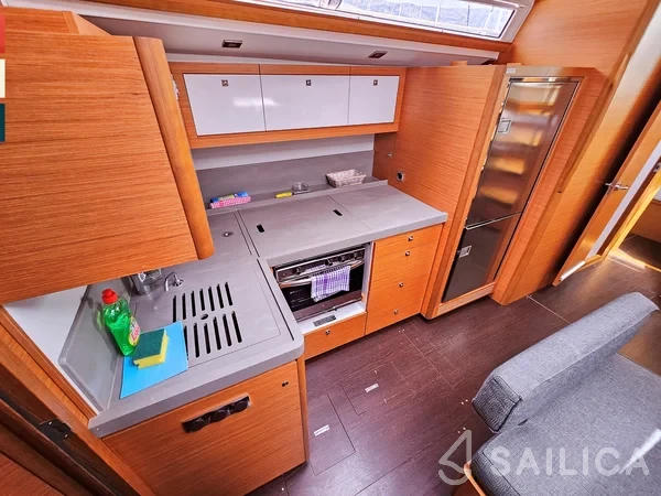 Dufour 470 - Yacht Charter Sailica