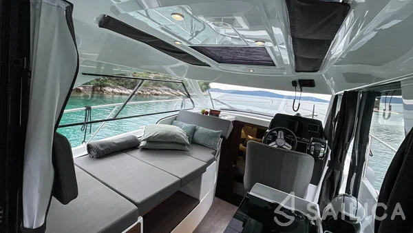 Antares 9 OB - Yacht Charter Sailica