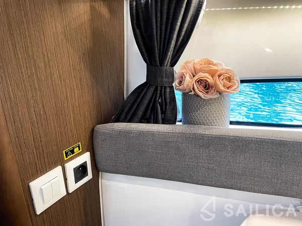 Antares 9 OB - Yacht Charter Sailica