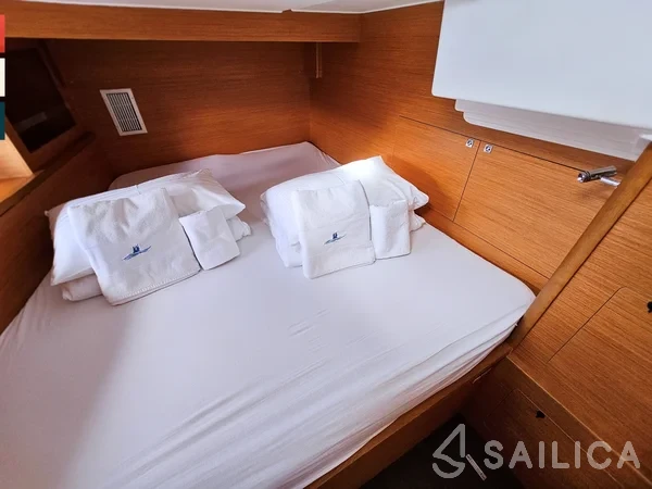 Dufour 530 - Yacht Charter Sailica