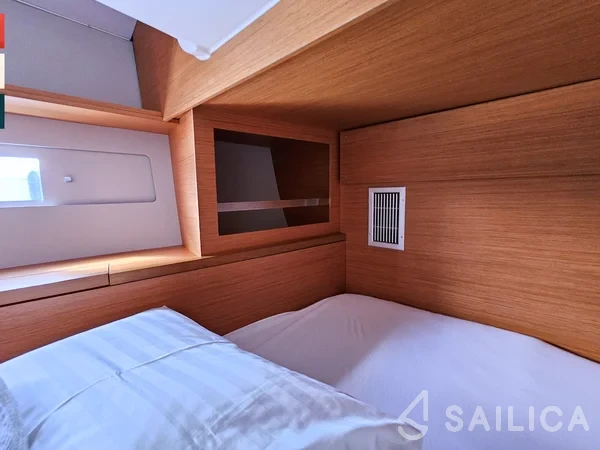 Dufour 530 - Yacht Charter Sailica