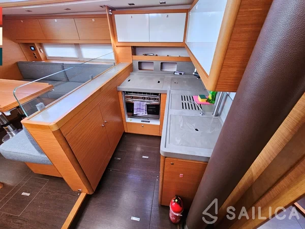 Dufour 530 - Yacht Charter Sailica