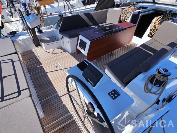 Dufour 470 - Yacht Charter Sailica