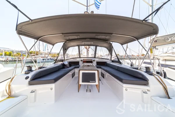 Dufour 530 - Yacht Charter Sailica