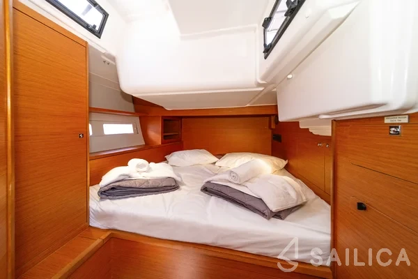Dufour 530 - Yacht Charter Sailica