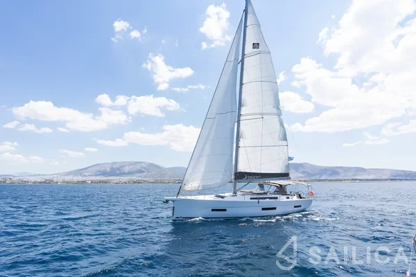Dufour 530 - Yacht Charter Sailica