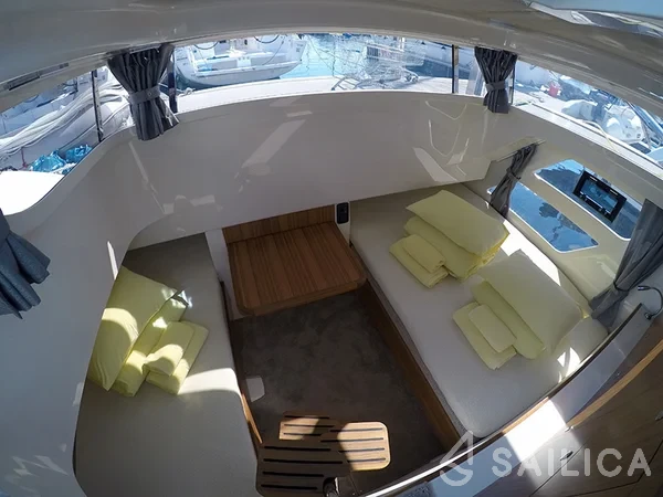 Marex 320 ACC - Yacht Charter Sailica