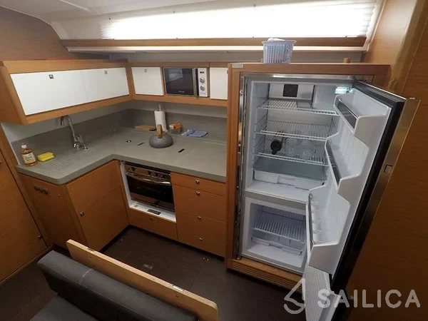 Dufour 470 - Yacht Charter Sailica