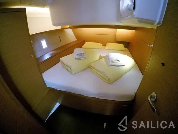 Dufour 470 - Yacht Charter Sailica