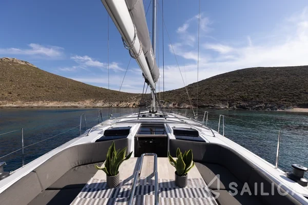 Hanse 458 - Yacht Charter Sailica
