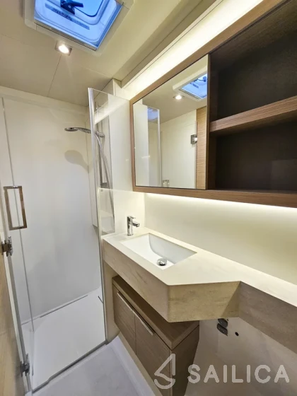 Lagoon 51 - Yacht Charter Sailica