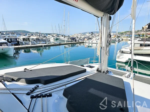 Lagoon 51 - Yacht Charter Sailica