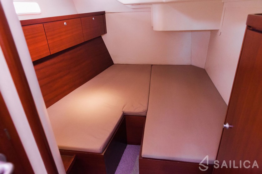 Hanse 540e - Yacht Charter Sailica