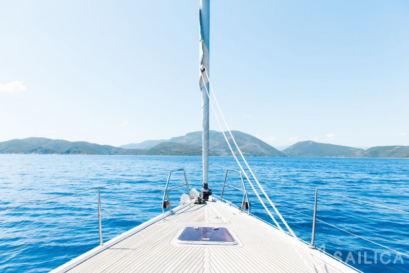 Hanse 540e - Yacht Charter Sailica