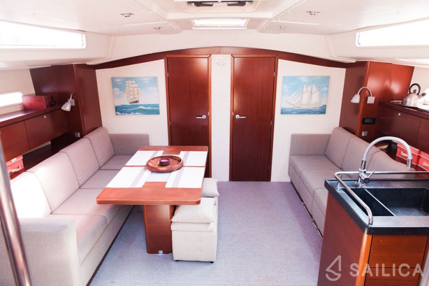 Hanse 540e - Yacht Charter Sailica