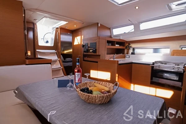 Sun Odyssey 490 - Yacht Charter Sailica