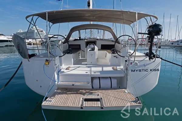 Sun Odyssey 490 - Yacht Charter Sailica
