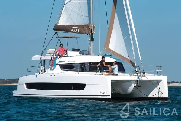 Bali Catspace - Yacht Charter Sailica