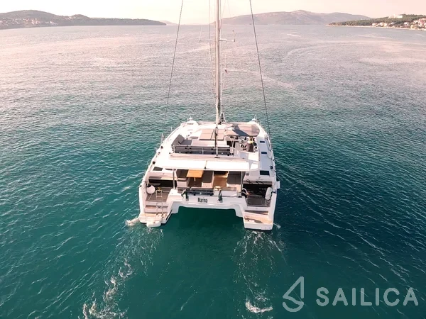 Elba 45 - Yacht Charter Sailica