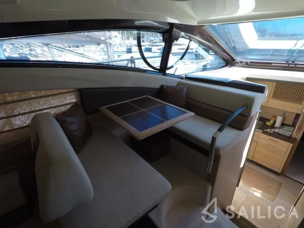 Azimut 47 - Yacht Charter Sailica
