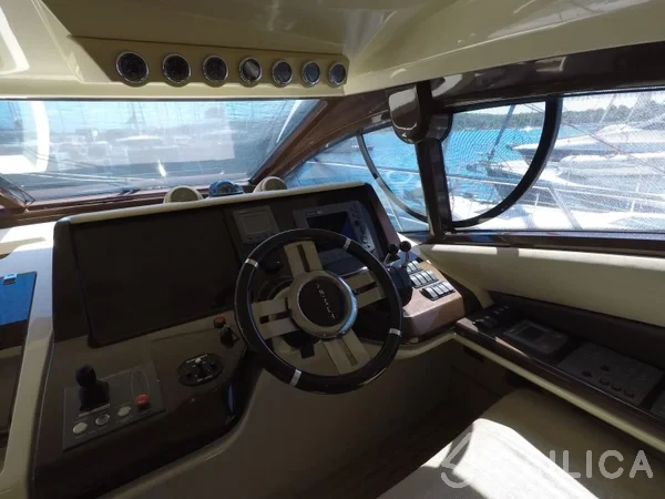 Azimut 47 - Yacht Charter Sailica