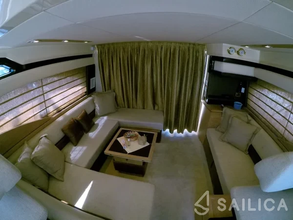 Azimut 47 - Yacht Charter Sailica
