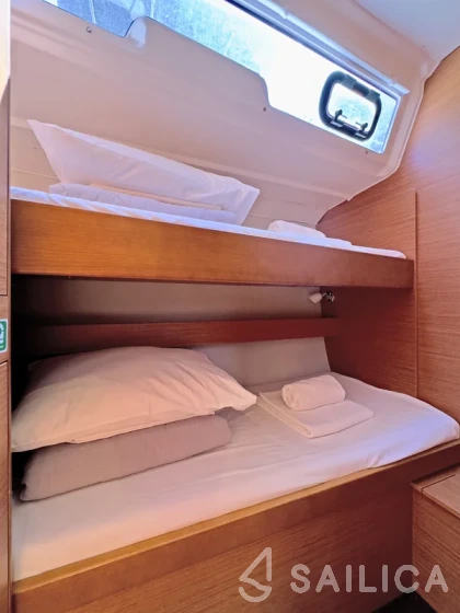 Dufour 430 - Yacht Charter Sailica