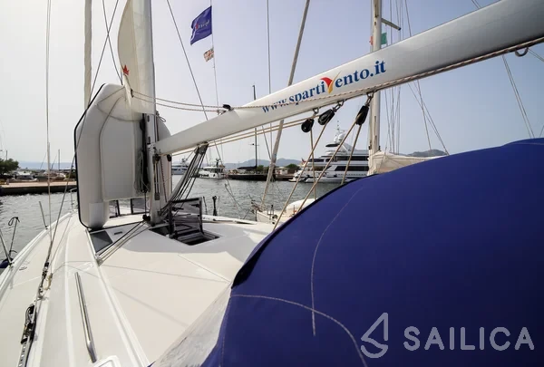 Oceanis 46.1 - Yacht Charter Sailica