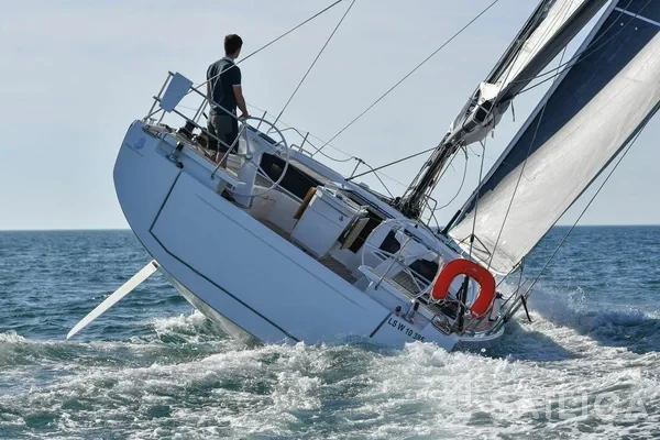 Oceanis 46.1 - Yacht Charter Sailica