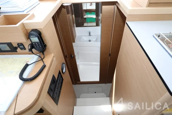 Excess 11 - Yacht Charter Sailica