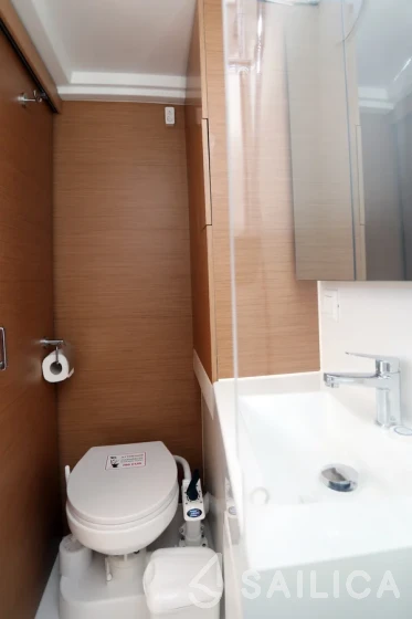 Excess 11 - Yacht Charter Sailica